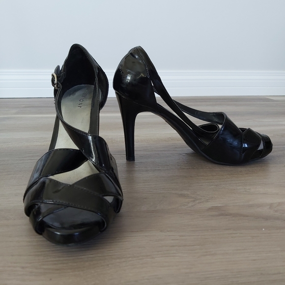 Black fioni strappy heels - Picture 2 of 2